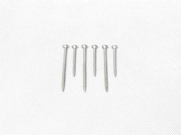 Bugle head drywall screw with cutting